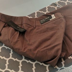 Apt 9, kick crop mid rise, size 14, new with tags